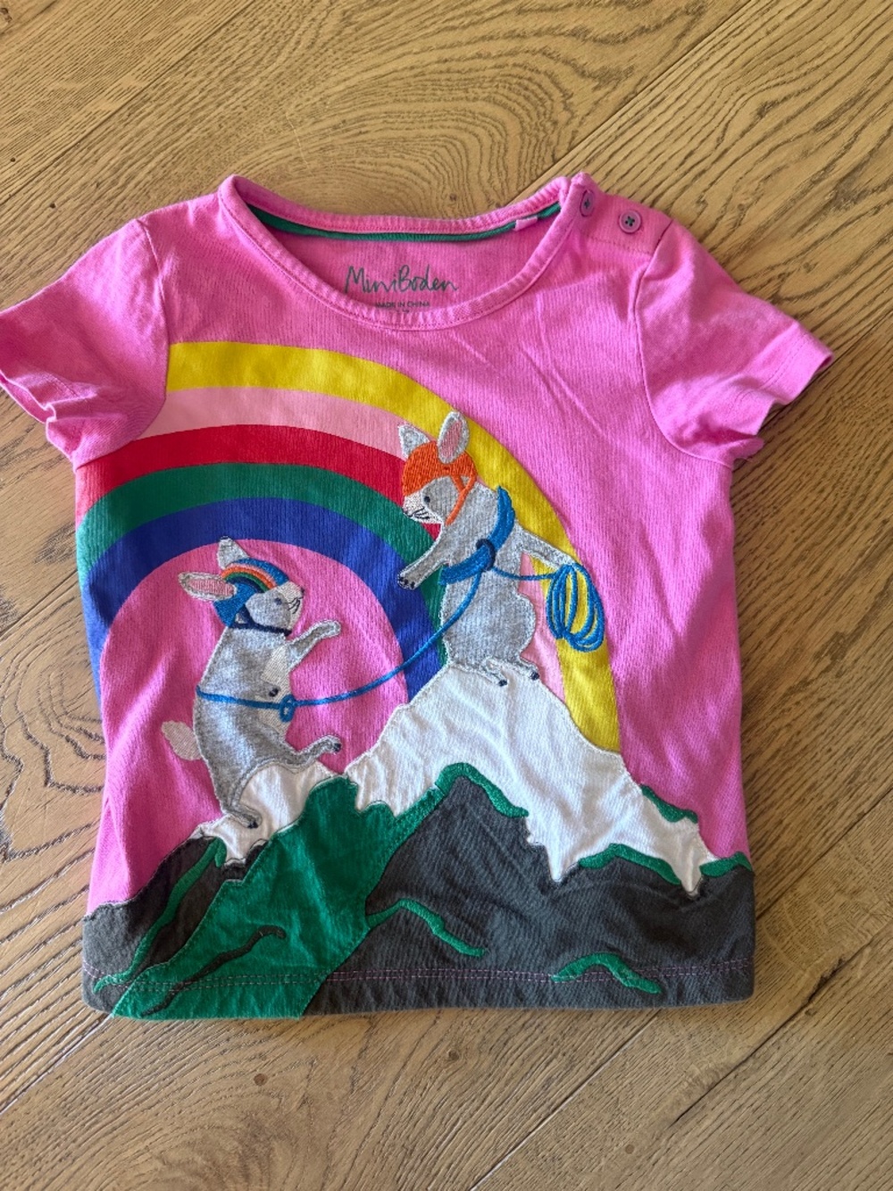 Mini Boden Girl's Shirt Pink Climbing Bunnies Size 2t To 3t Mountain Toddler